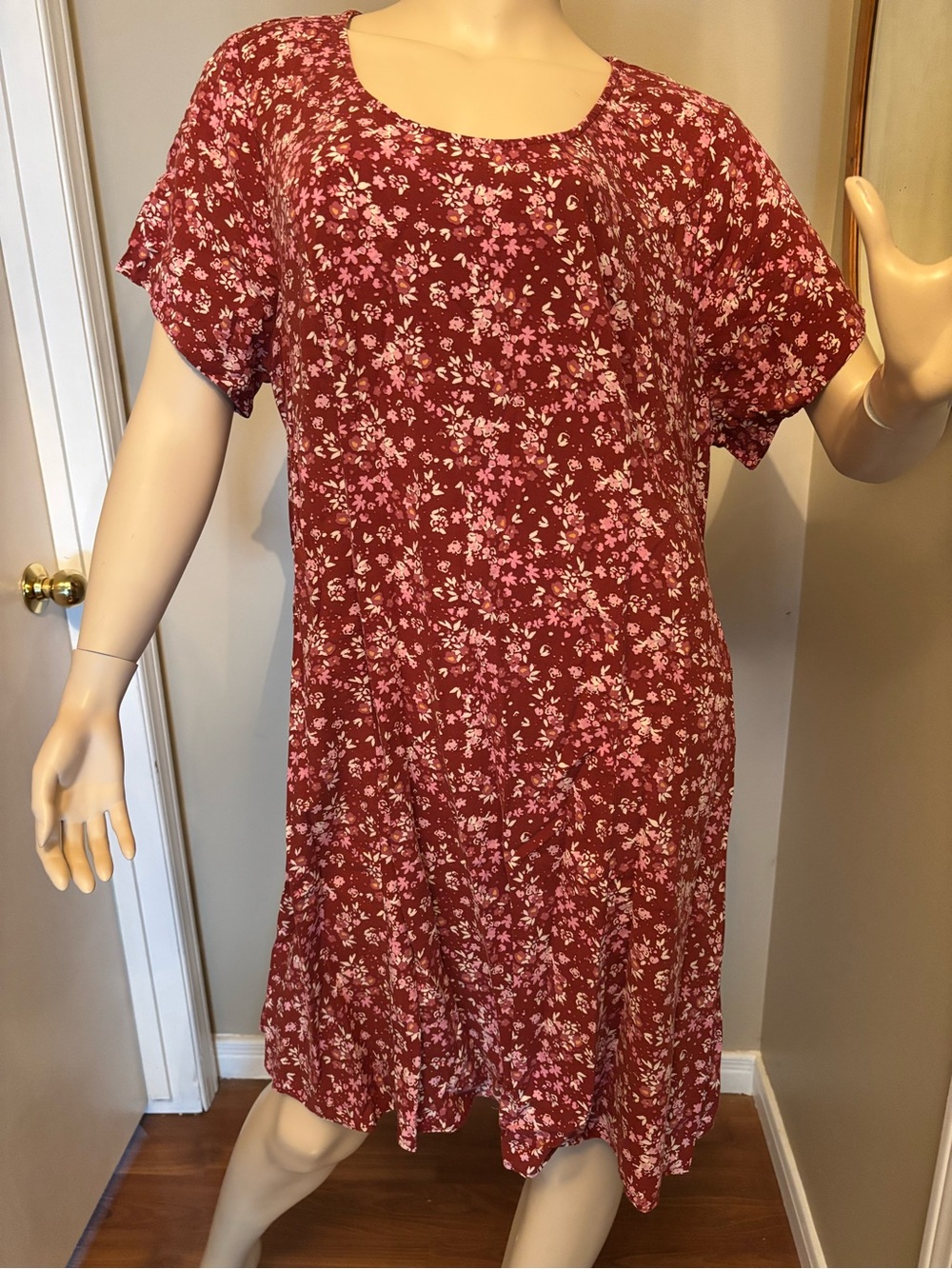 torrid Burgundy Floral Short Sleeve Midi Dress